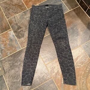 MOTHER Black Giraffe Patterned Women Jeans